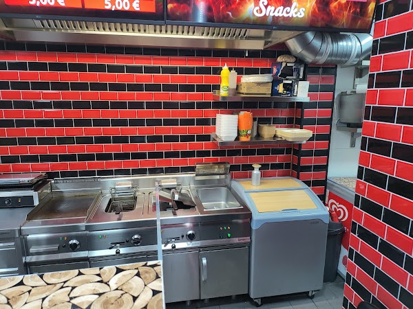 HAPPY KEBAB