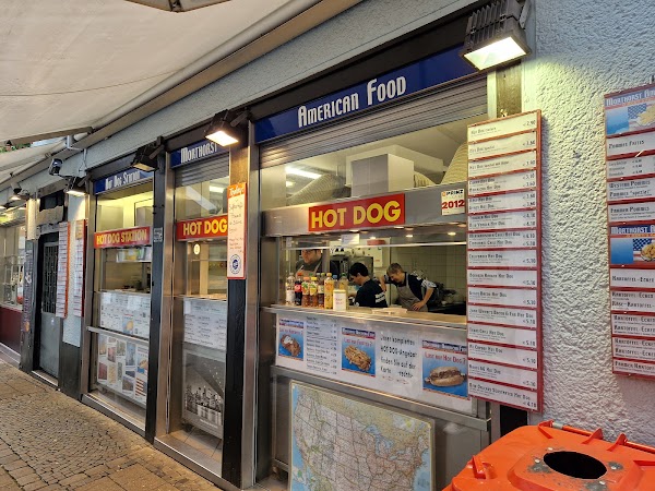 Hot Dog Station
